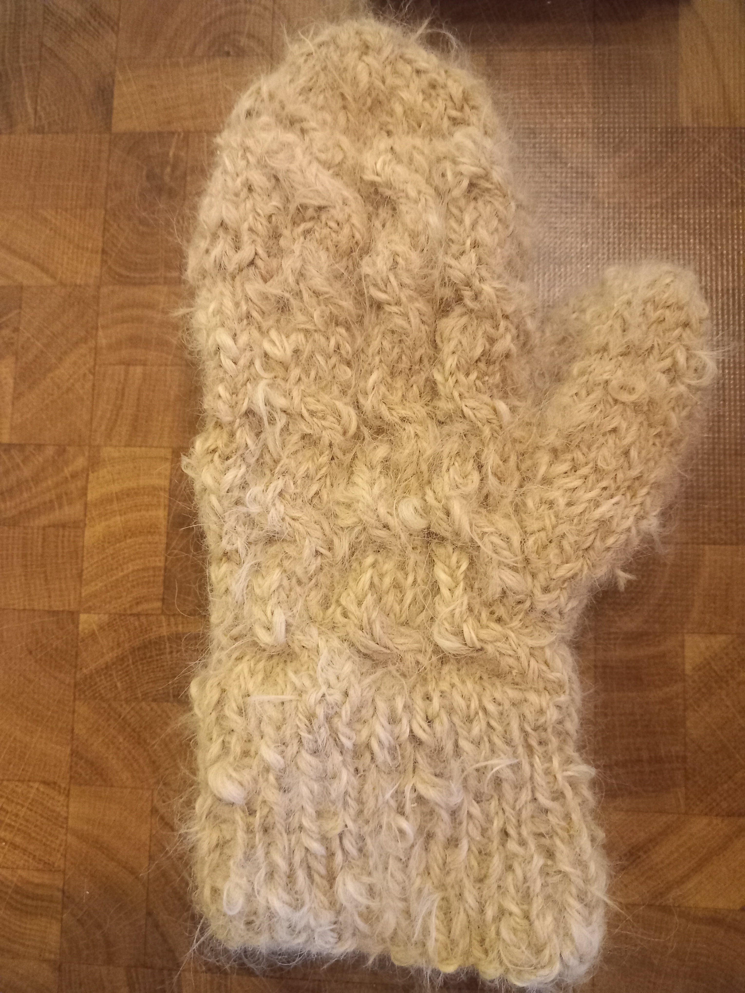 Alpaka Fäustlinge SURI